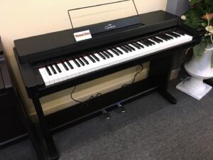 Đàn Piano Yamaha CLP-260