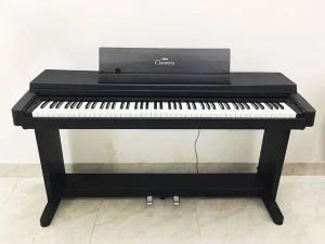 Đàn Piano Yamaha CLP 550