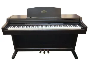Đàn Piano Yamaha CLP 820